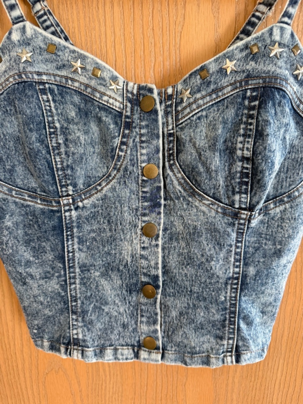 DREAM OUT LOUD Y2K Vintage Acid Wash Denim Bustier Star Stud Crop Top Size M - Picture 4 of 9
